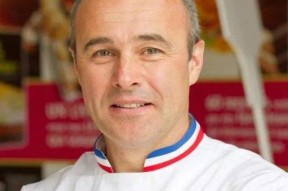 爱游戏官方网站-今晨法兰克福扳平良机——全明星赛节点到来，悬念犹存，球队文化再被提及